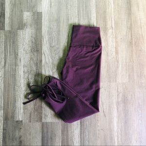 Wine/burgundy Aerie chill play move leggings